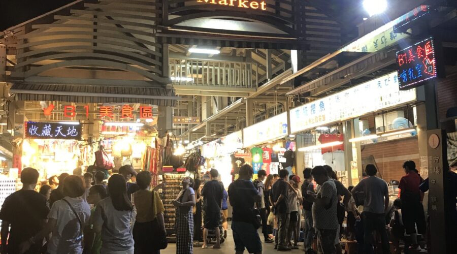 台北最大のナイトマーケット！士林夜市に行こう！！